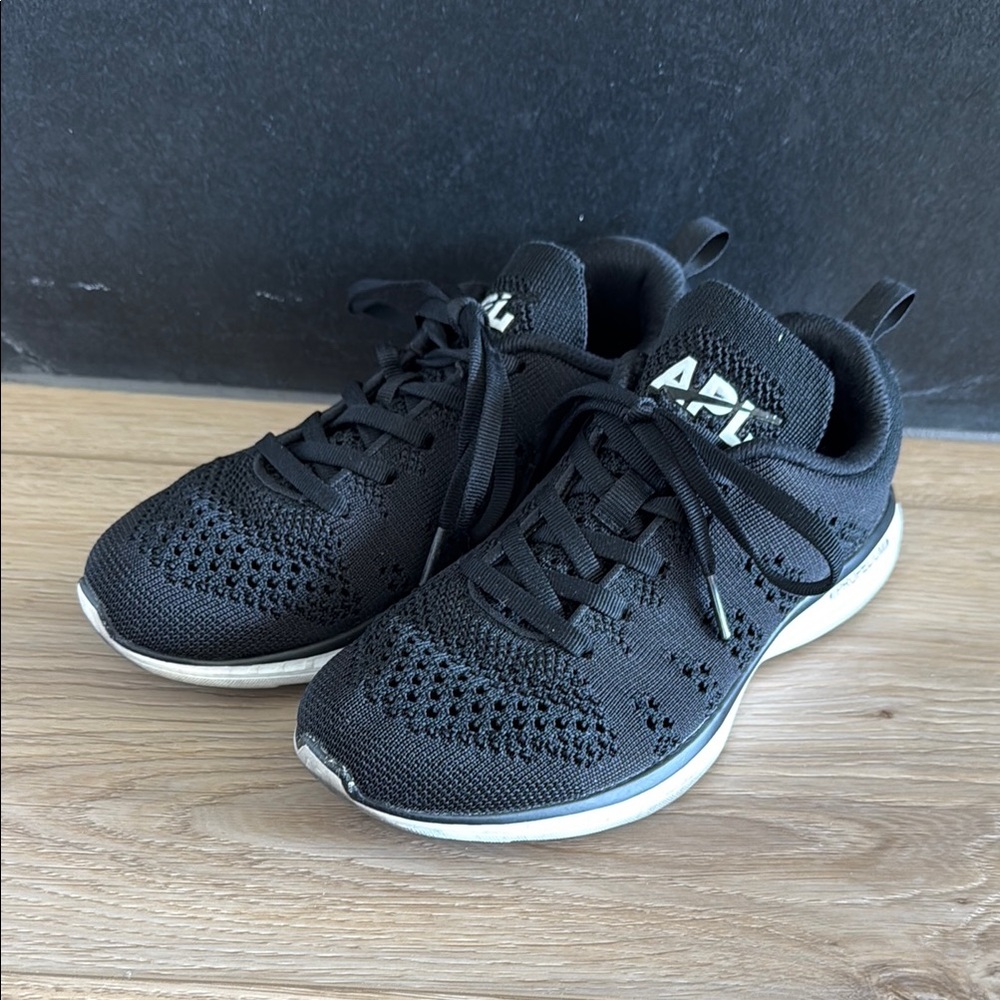 APL Techloom Pro Knit Sneakers